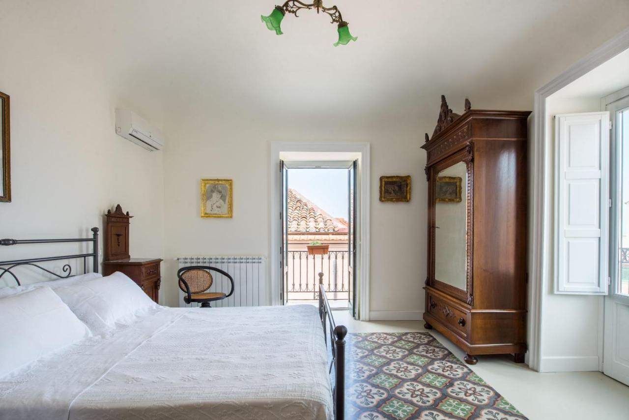 צ'פאלו Casa Valerie Al Lavatoio Medievale By Wonderful Italy מראה חיצוני תמונה